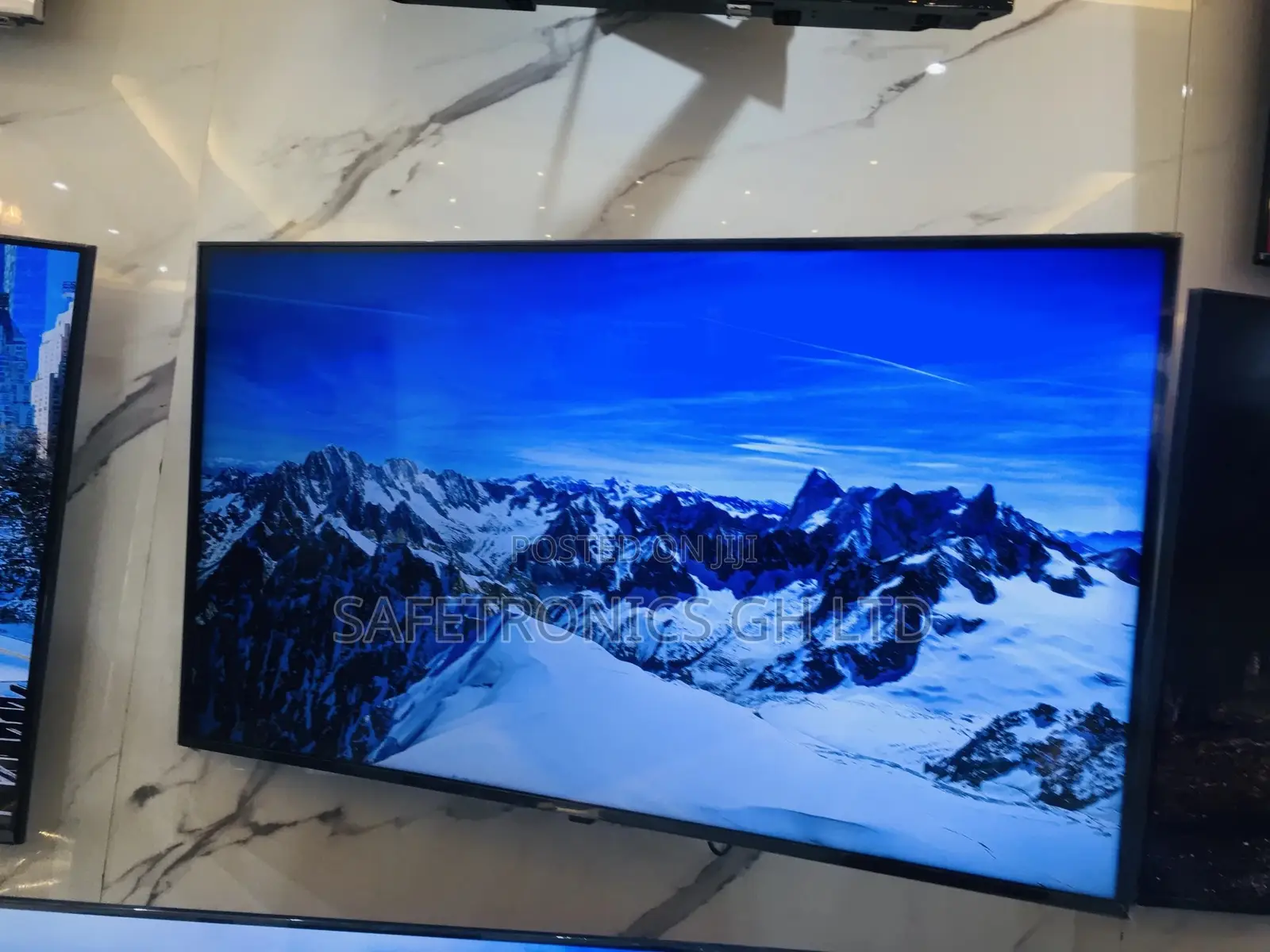 Essential New Lg UP80 82 Inches LED Glossy Tv