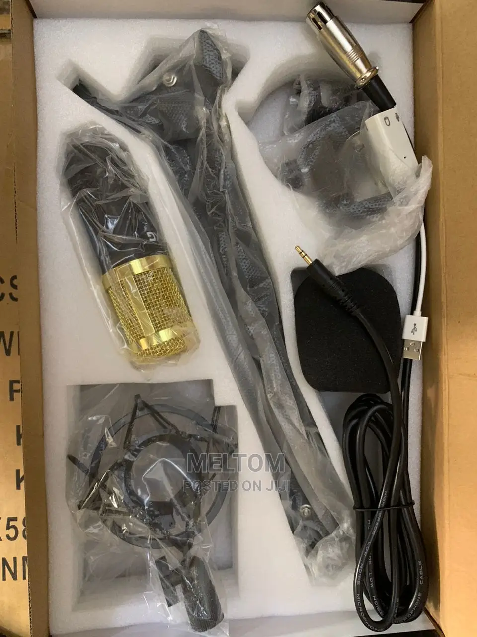 Akg Studio Condenser Microphone (Bm-800)
