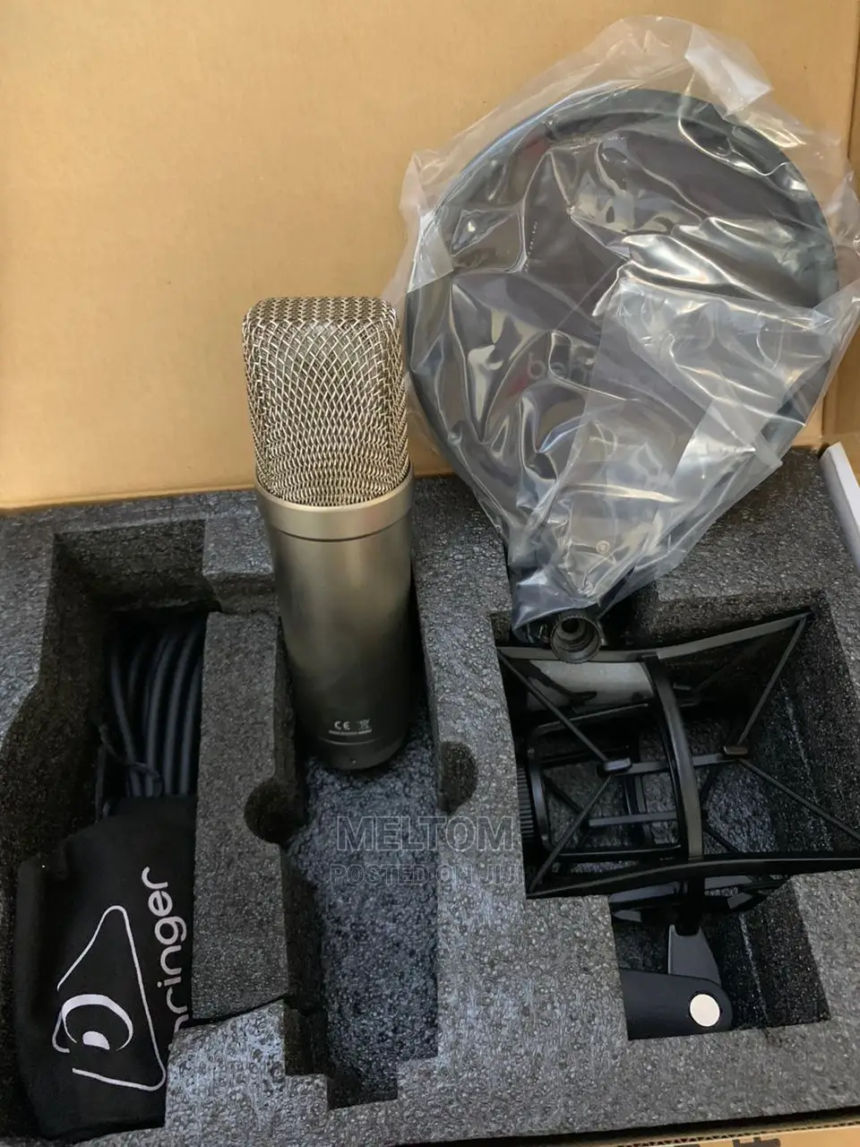 Behringer TM1 Studio Condenser Microphone
