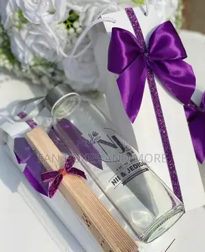 Flask Boxes ( For Various Occasions )