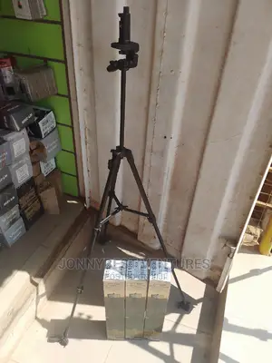 Brand New VCT-5208 Yunteng Tripod