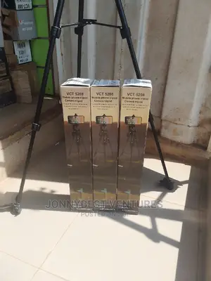 Brand New VCT-5208 Yunteng Tripod