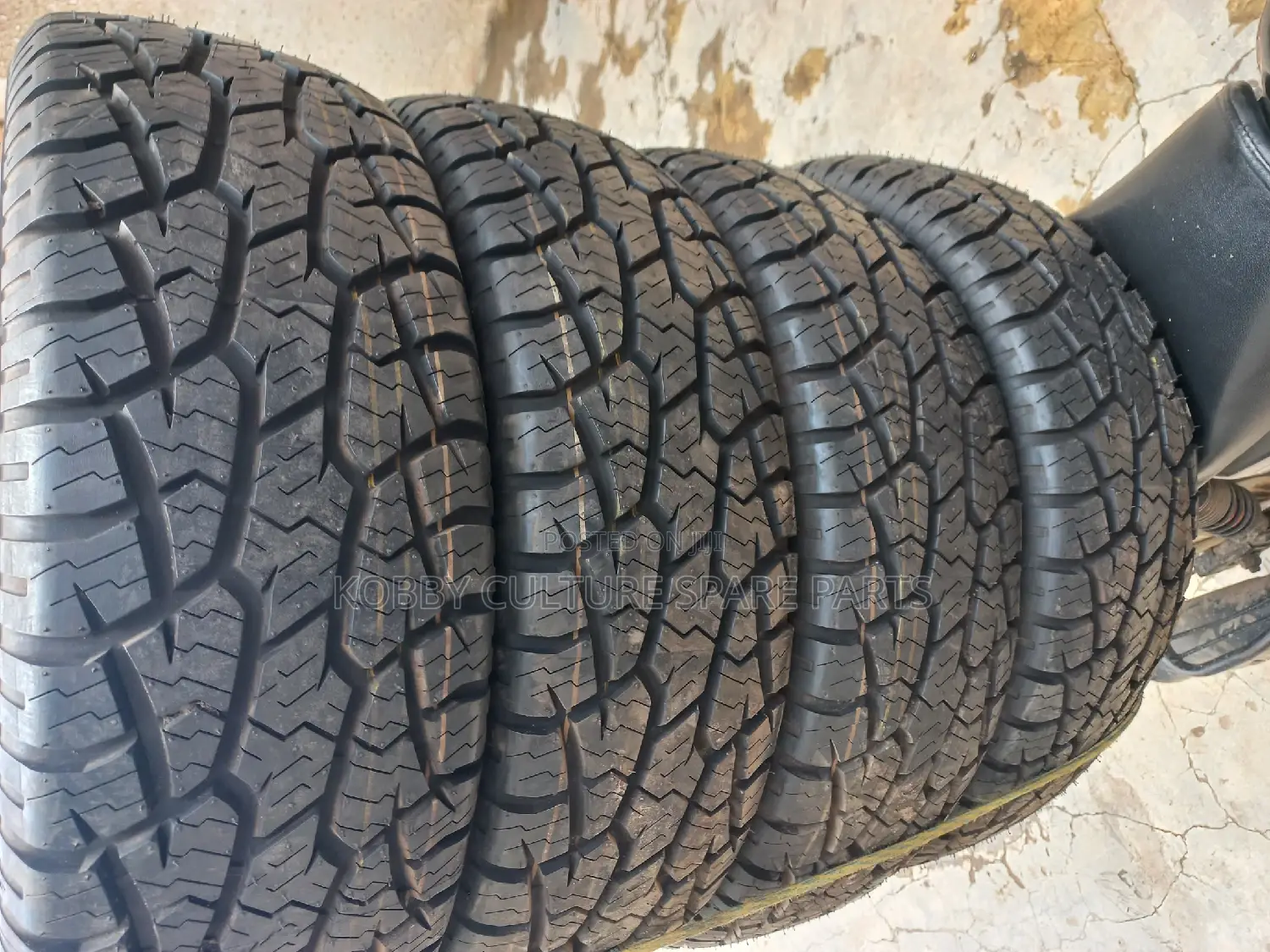 225/70 R16