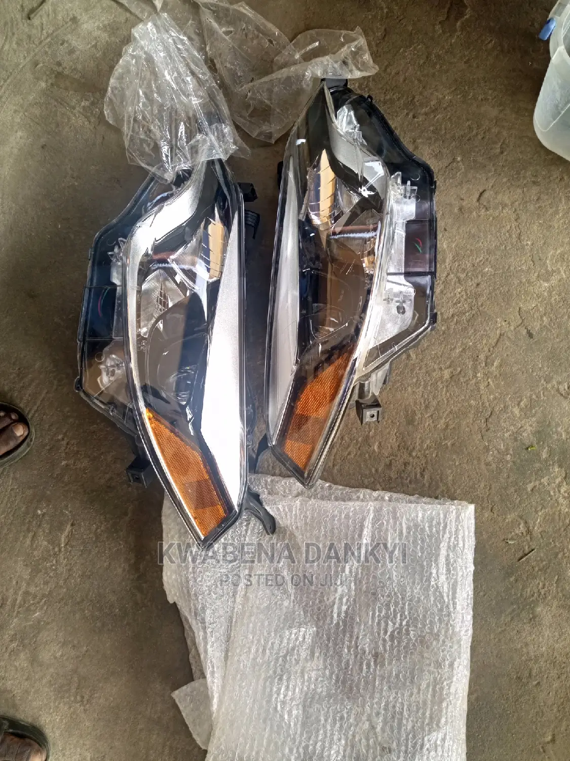 Toyota Corolla Head Light