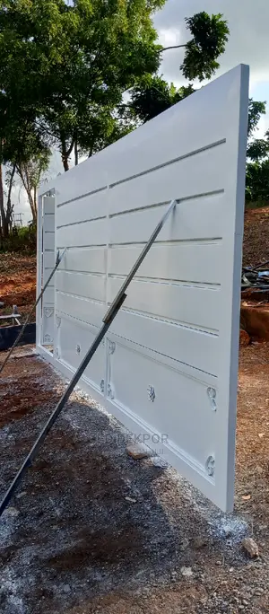 D D Metal Gate