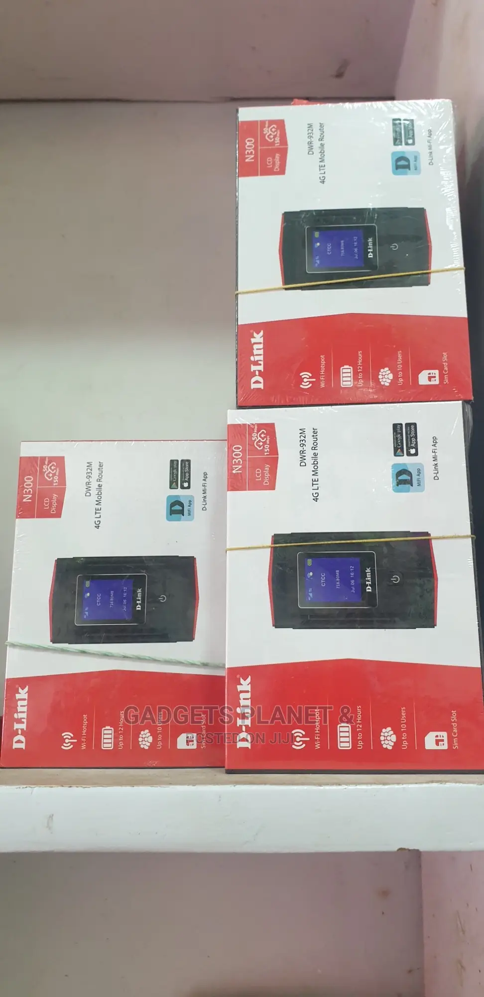 D-Link 4g Lte Universal Mobile Mifi Router - DWR-932m