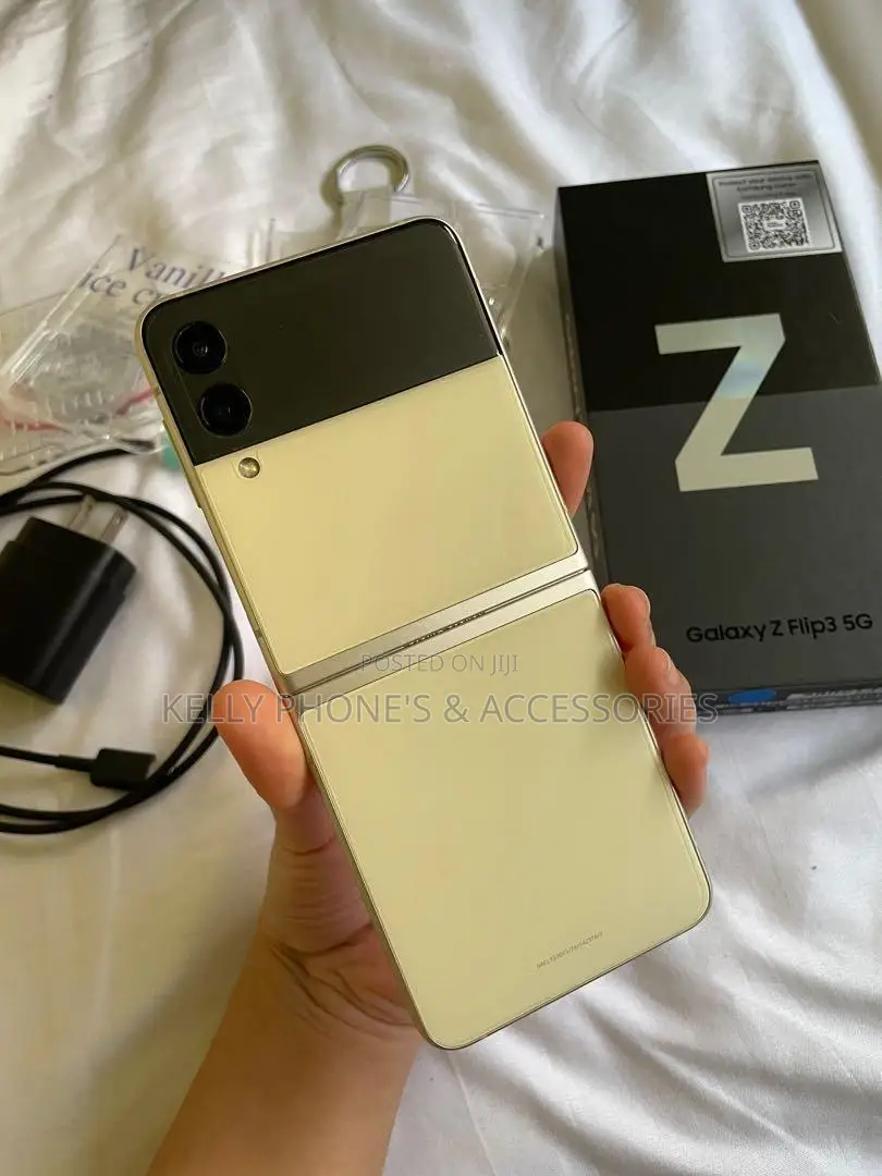 New Samsung Galaxy Z Flip3 5G 256 GB White