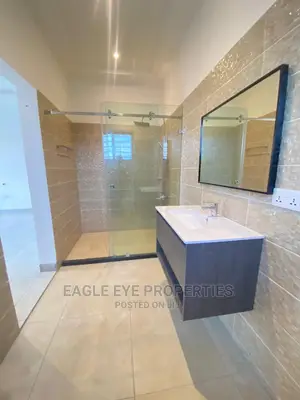4bdrm House in East Legon for sale