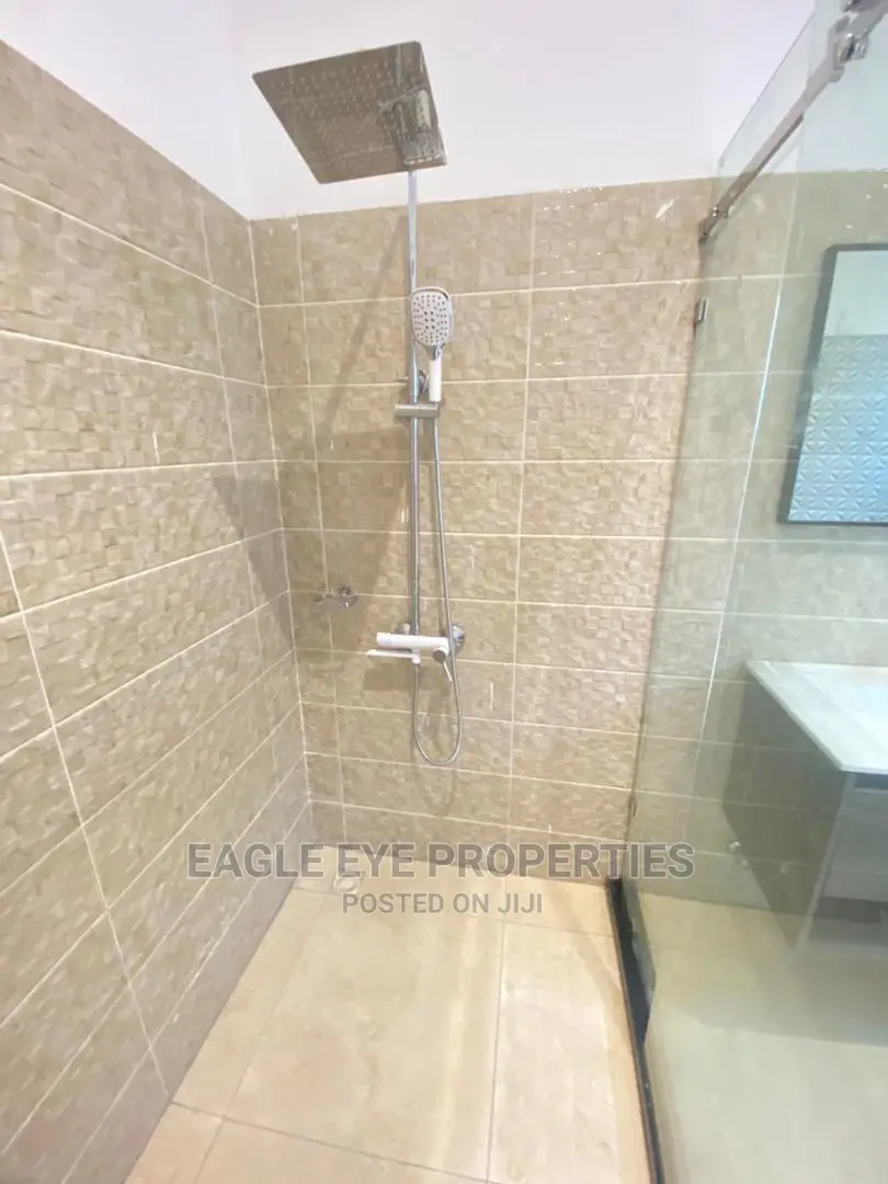 4bdrm House in East Legon for sale