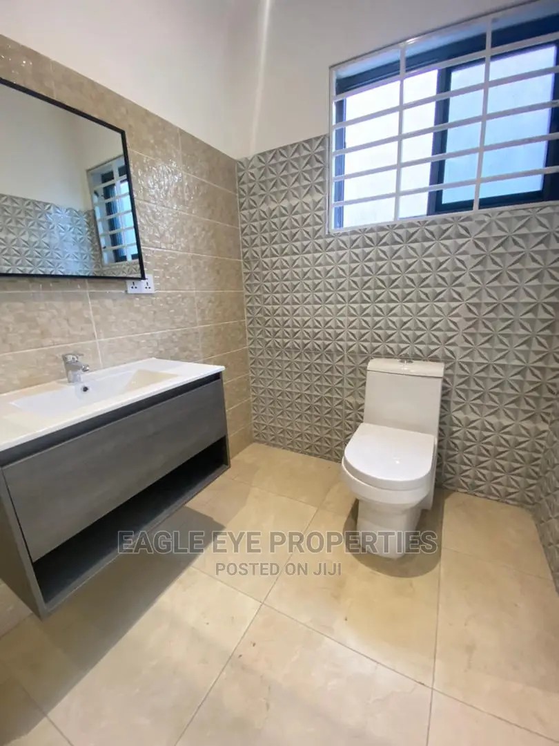 4bdrm House in East Legon for sale