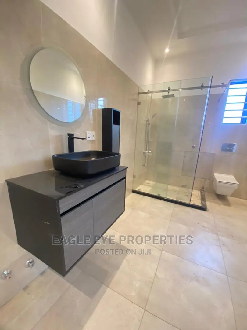4bdrm House in East Legon for sale