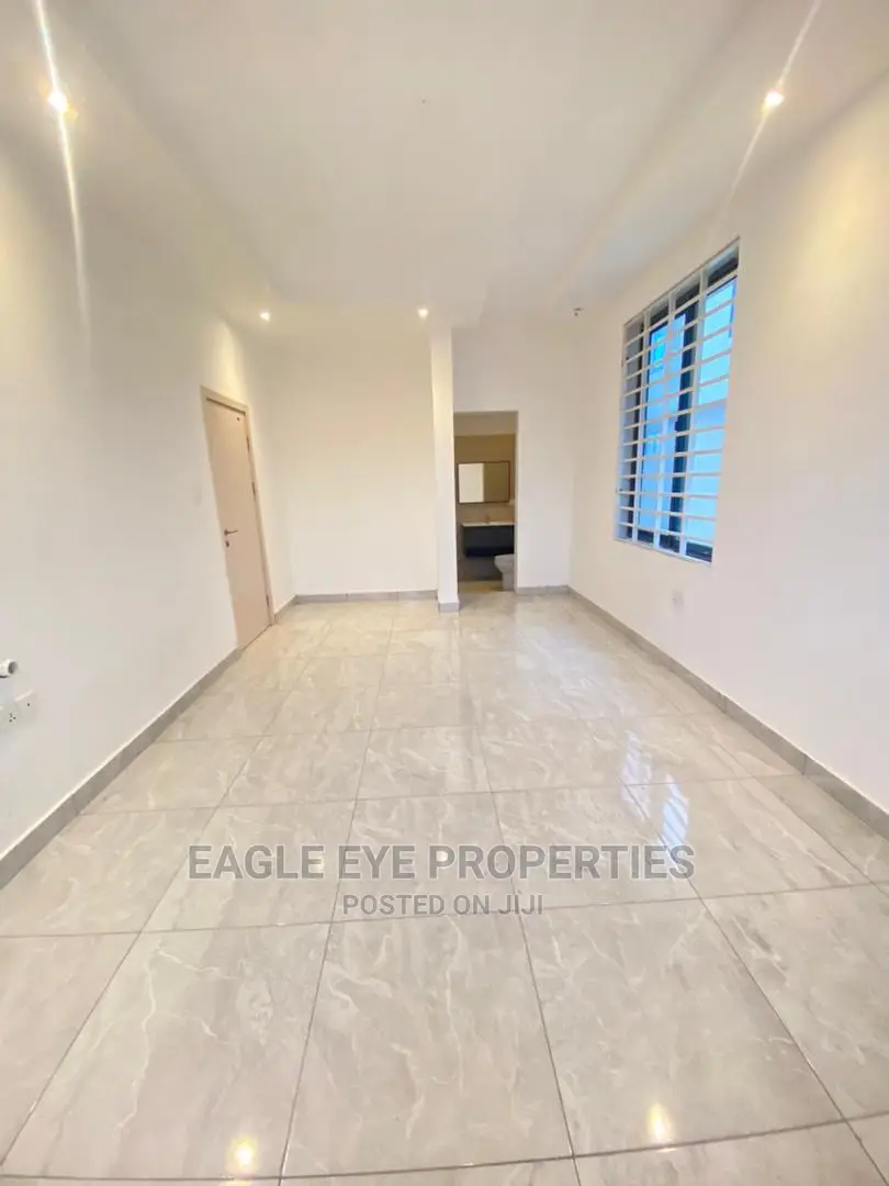 4bdrm House in East Legon for sale