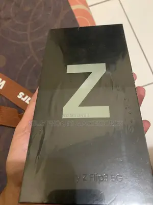 New Samsung Galaxy Z Flip 256 GB Black