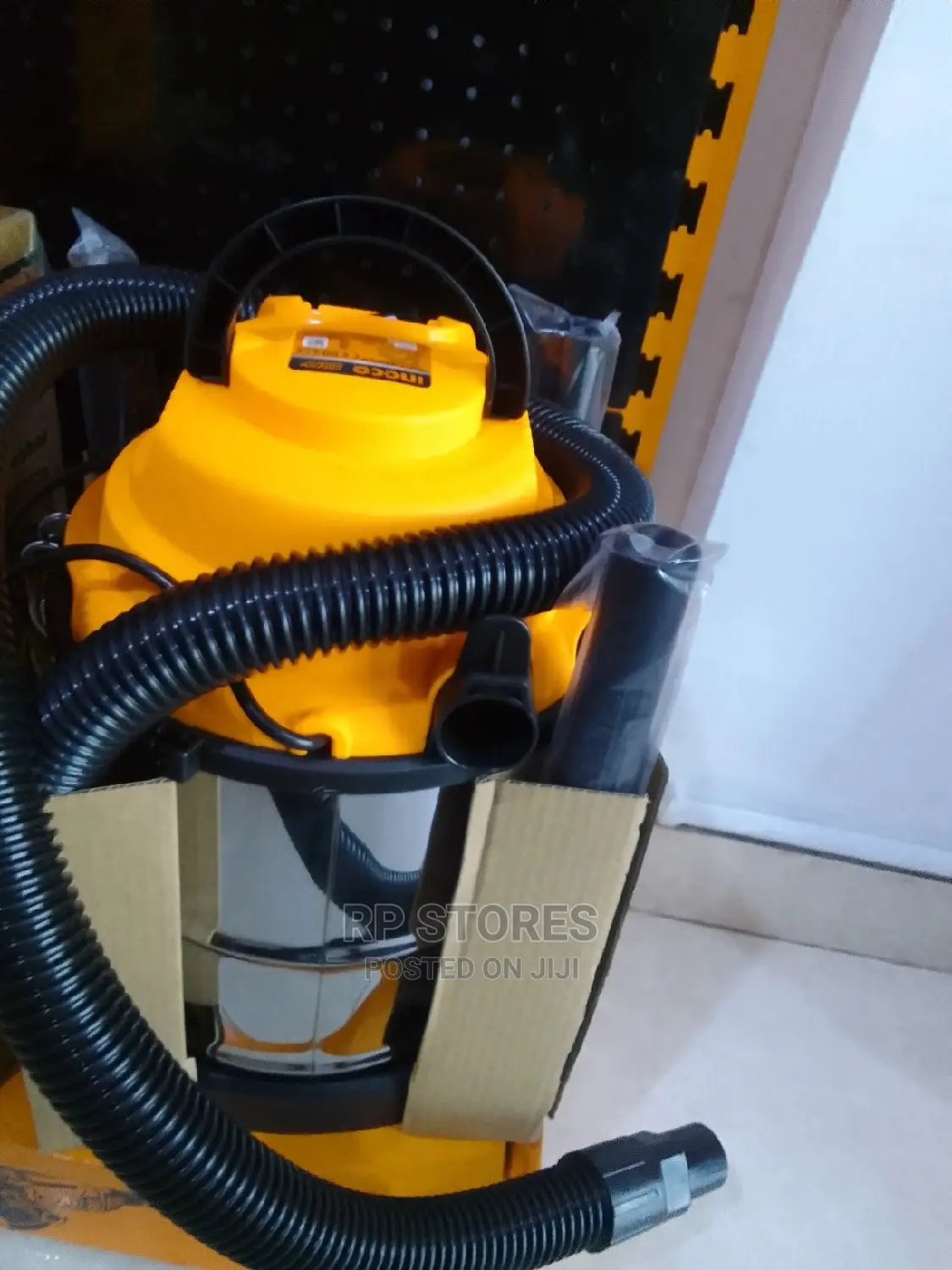Ingco Vaccum Cleaner