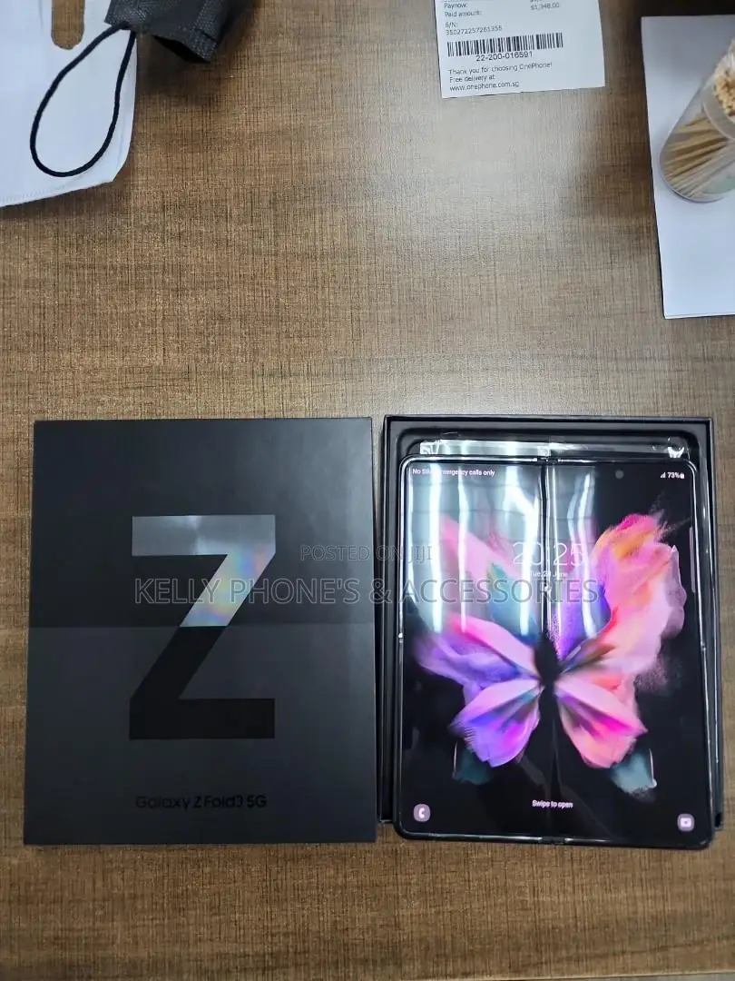 New Samsung Galaxy Z Fold 3 256 GB Black