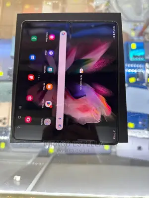 Photo - New Samsung Galaxy Z Fold 2 512 GB Black