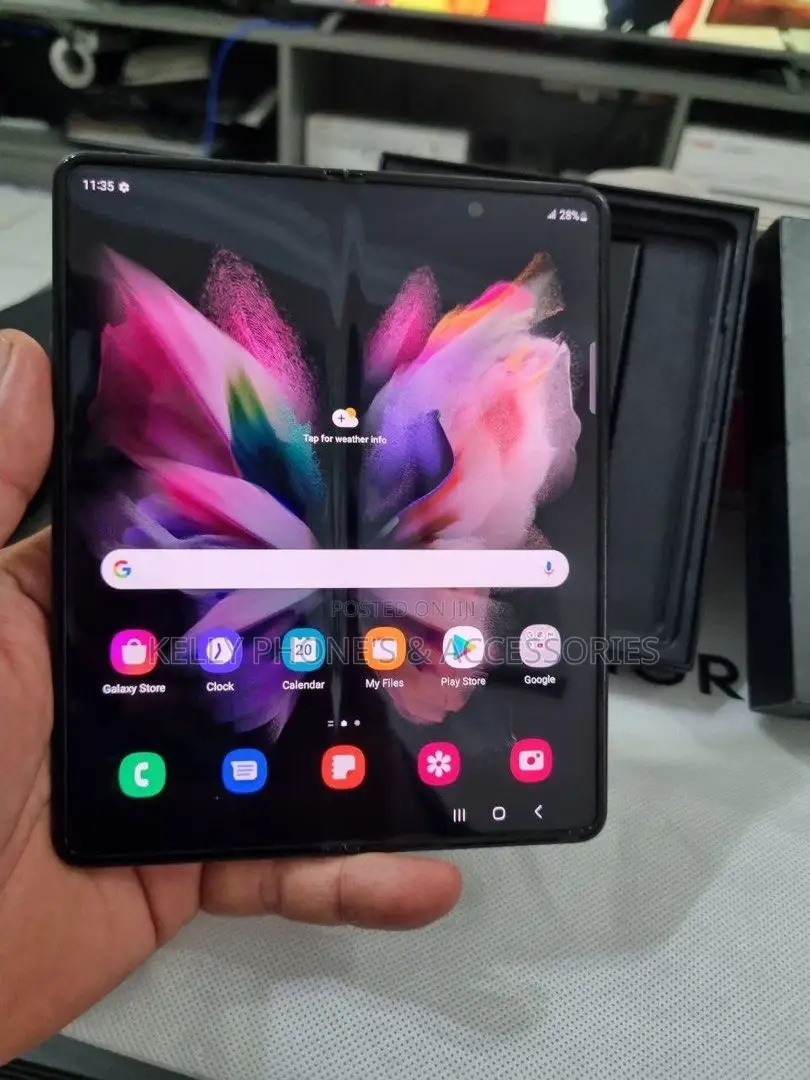 New Samsung Galaxy Z Fold 2 256 GB Black