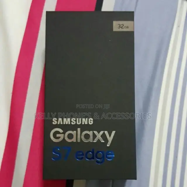 New Samsung Galaxy S7 edge 32 GB Blue
