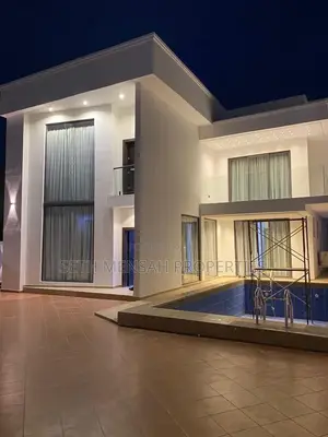4bdrm Mansion in East Legon for sale