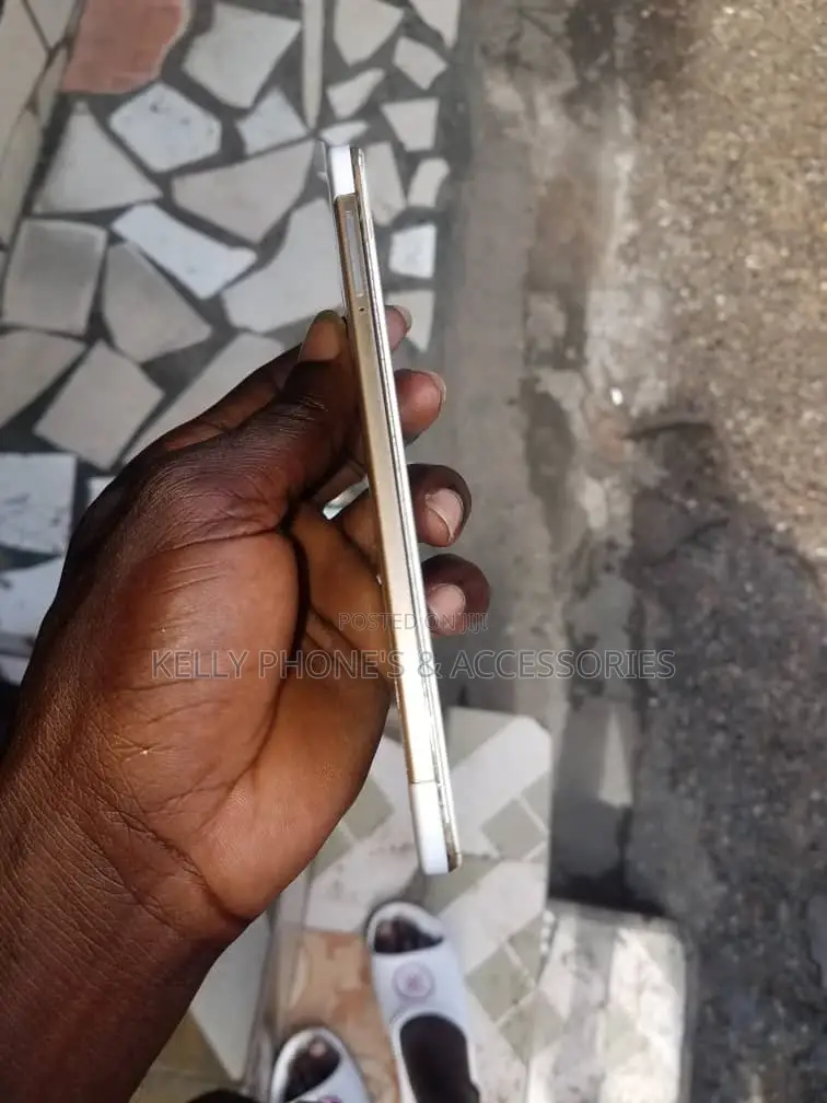 Vivo X7 64 GB Silver