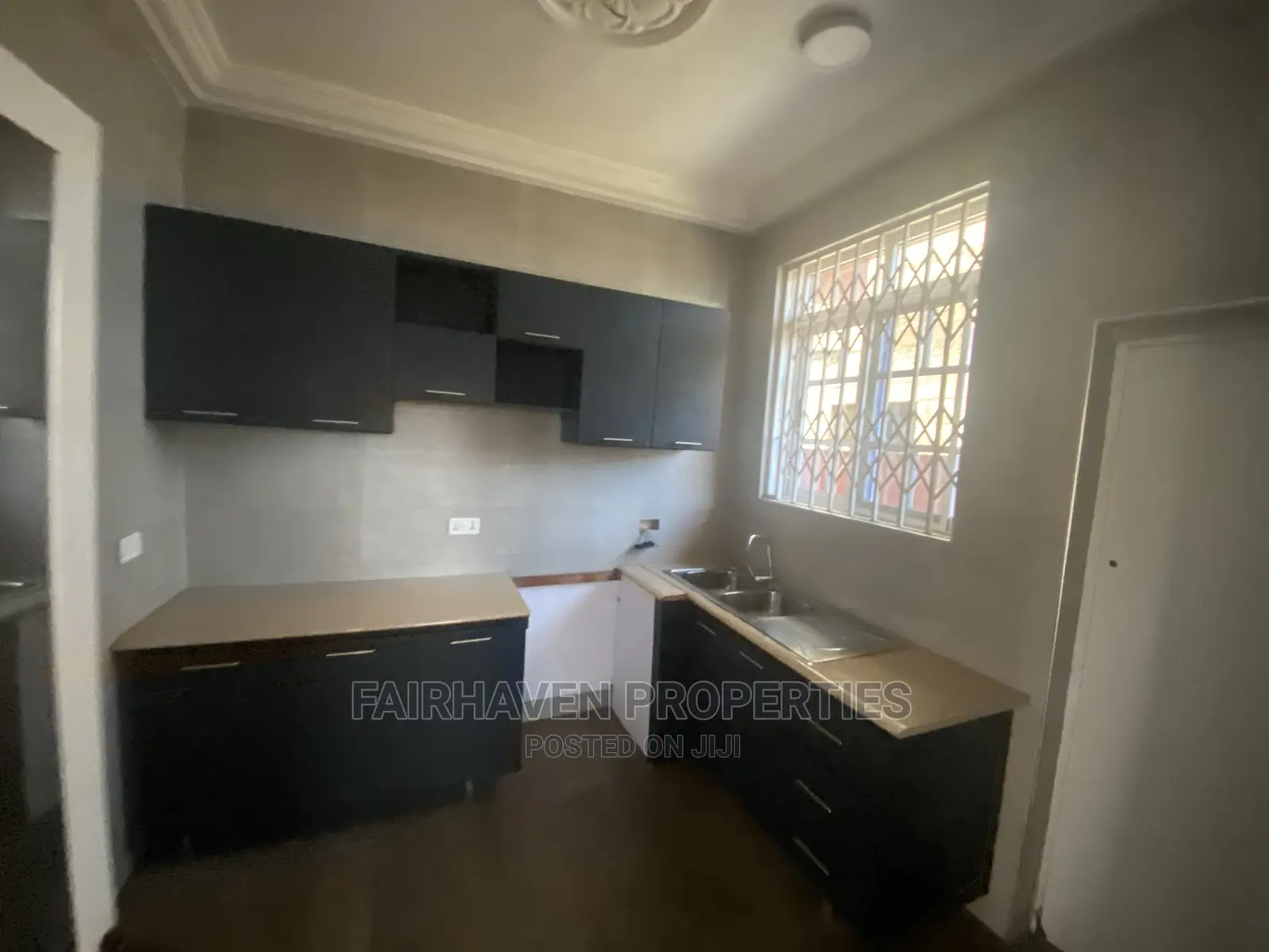 2bdrm Apartment in Tseaddo, Airport Residential Area for rent