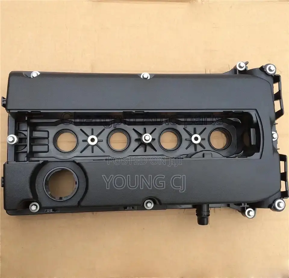 Chevrolet Chevy Cruze , Aveo ,Saturn Astra Valve Cover