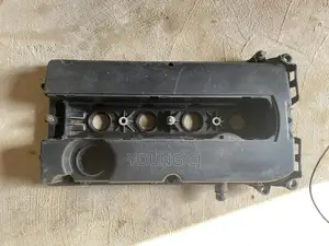 Chevrolet Chevy Cruze , Aveo ,Saturn Astra Valve Cover