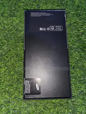 New Samsung Galaxy Z Flip3 5G 256 GB Black