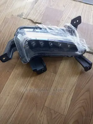 Hyundai Elantrafog Light