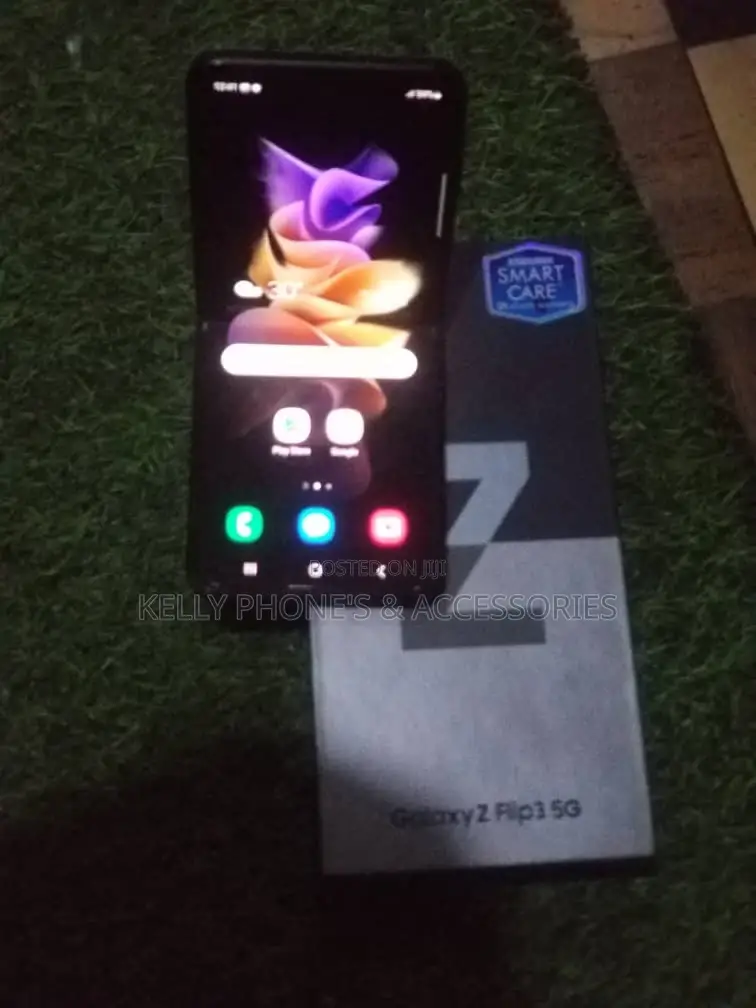 New Samsung Galaxy Z Flip 3 256 GB Black