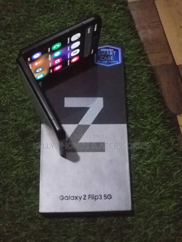 New Samsung Galaxy Z Flip 3 256 GB Black