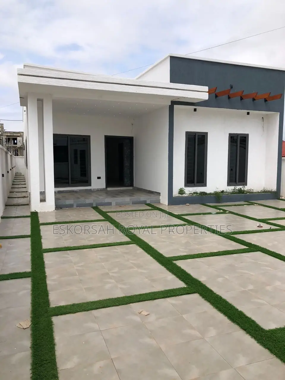 3bdrm House in Lakeside Estate for sale