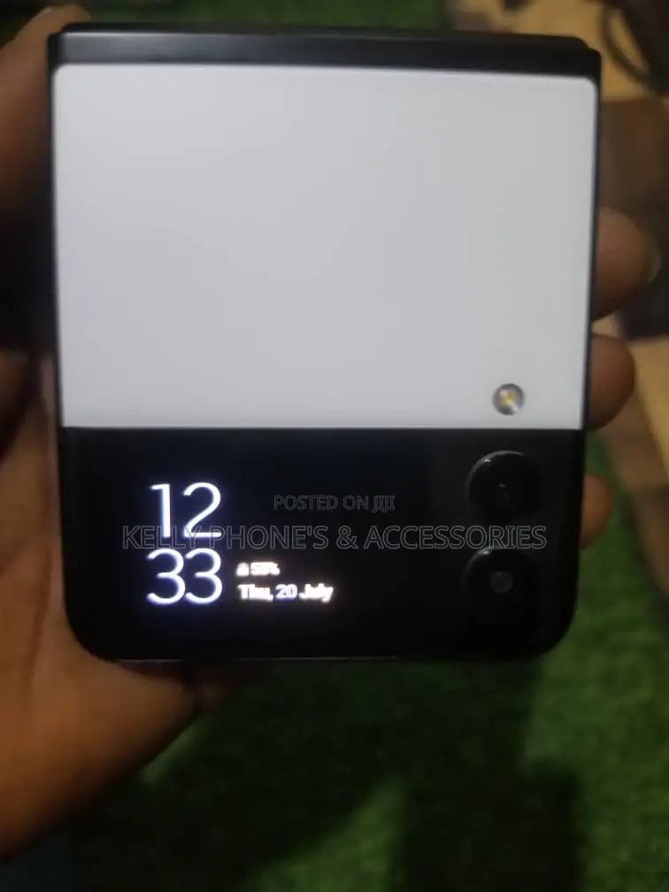 New Samsung Galaxy Z Flip3 5G 256 GB White