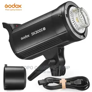 Godox SK300II v Strobe Lights