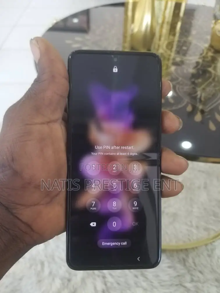 New Samsung Galaxy Z Flip 3 256 GB Black