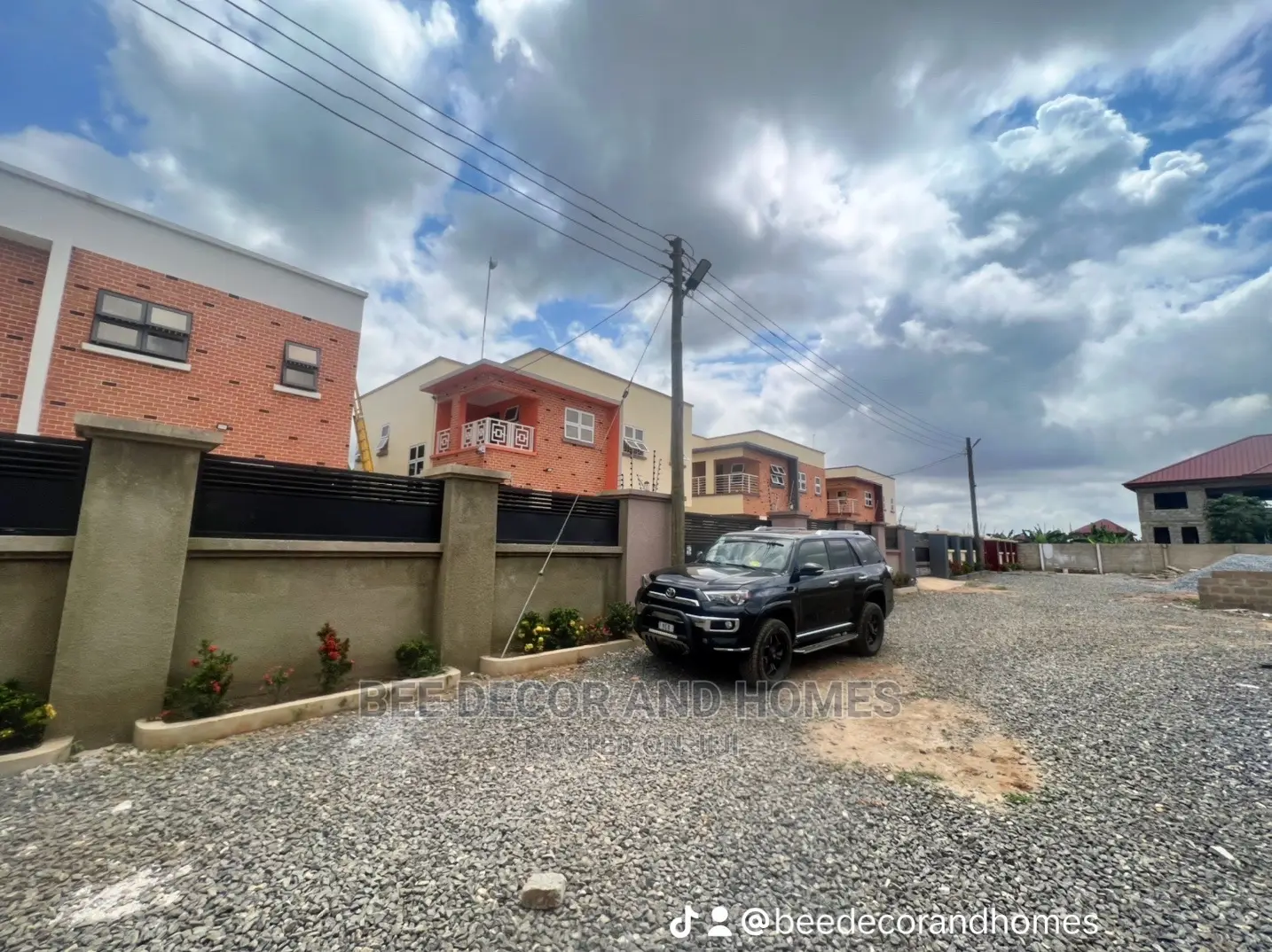 3bdrm House in Bee Decor And Homes, Abokobi for sale