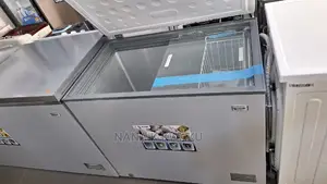 220V Pearl Pcf290 Chest Freezer Silver