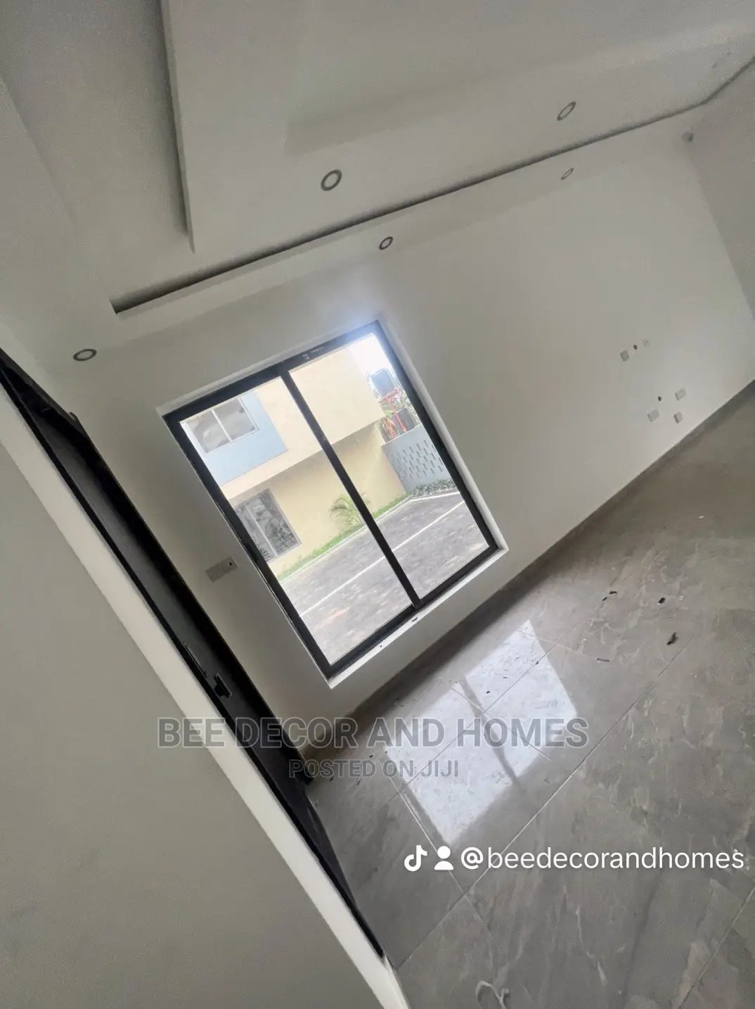 3bdrm Townhouse/Terrace in Bee Decor And Homes, North Legon for sale