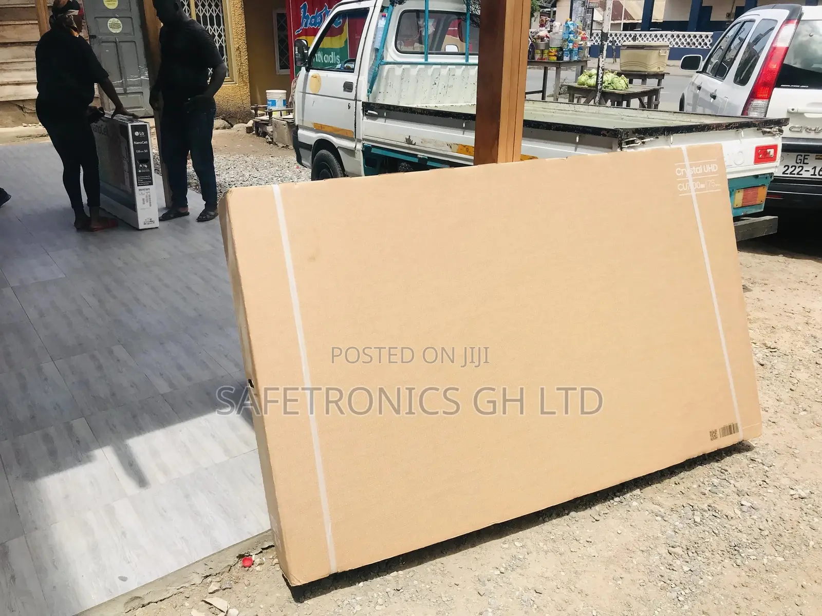 Cu7172  75 Inches Glossy LED Glossy Crystal Samsung Tv