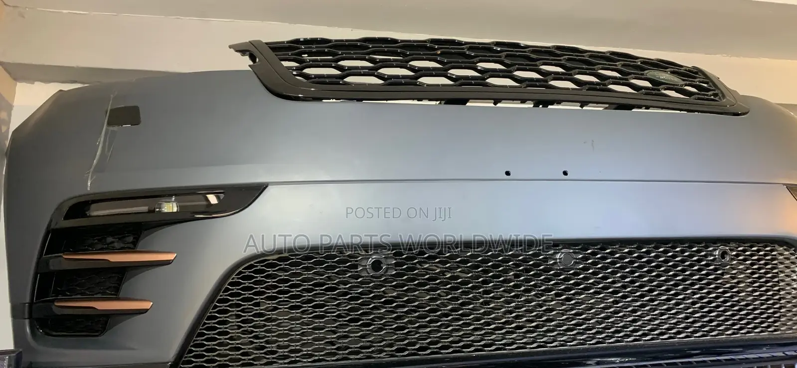 Range Rover Velar Front Bumper Complete 2018-2022