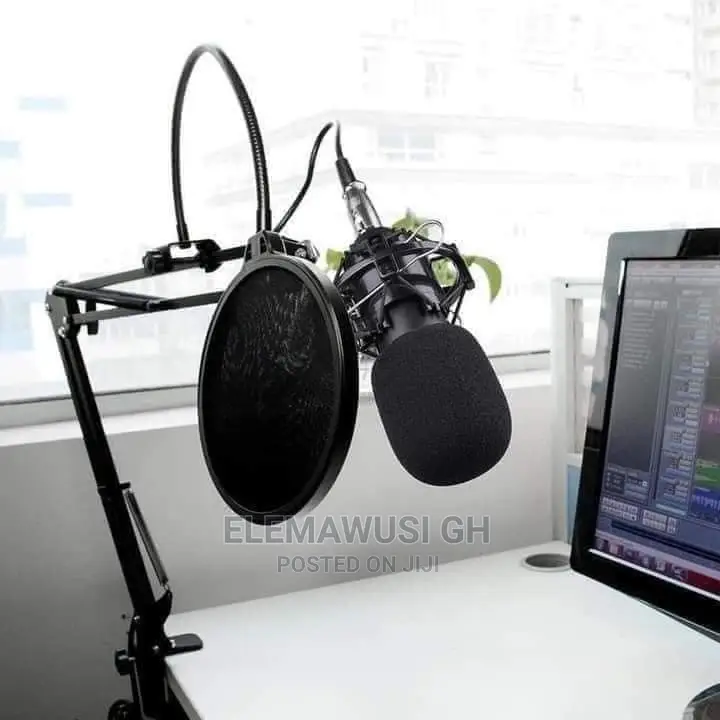 V8 Sound Card and Condenser Microphone Set
