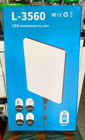 L-3560 Photographic Fill Light With Stand