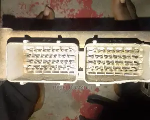 Dodge Neon 2000 Model ECU for Sale at Lapaz