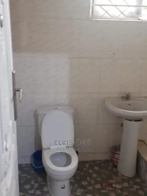 4bdrm House in Scc Block Factory, Weija for rent