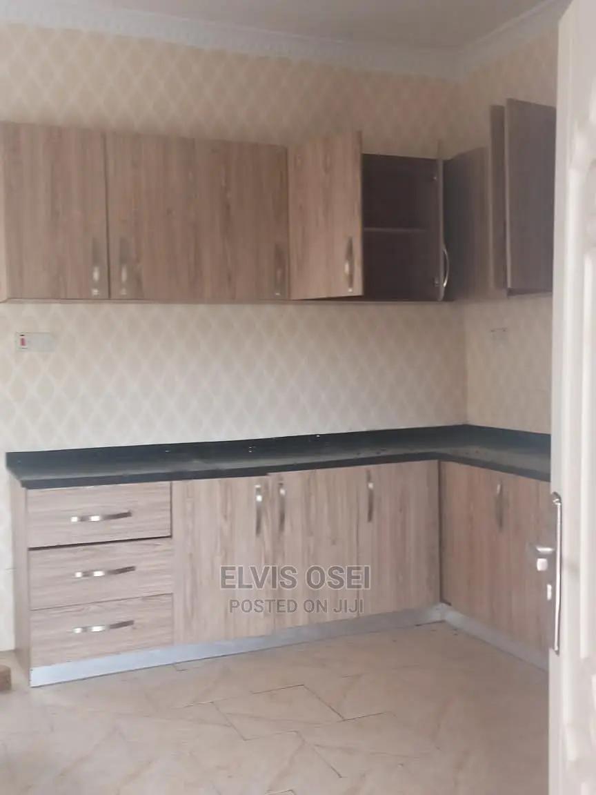 4bdrm House in Scc Block Factory, Weija for rent