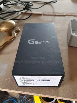 New LG G6 64 GB Black