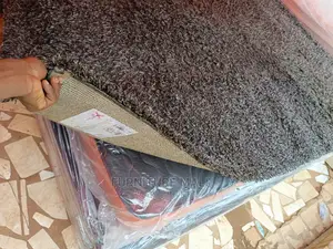 Quality Woolen Carpets From Germany. Free Delive