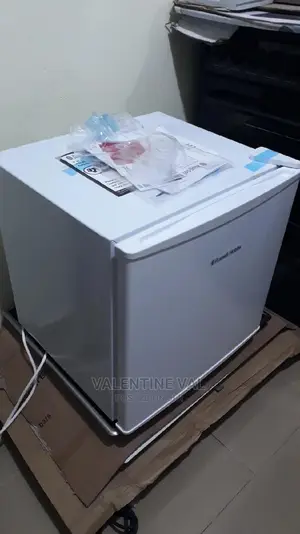 Comfee Bedside Portable Fridge