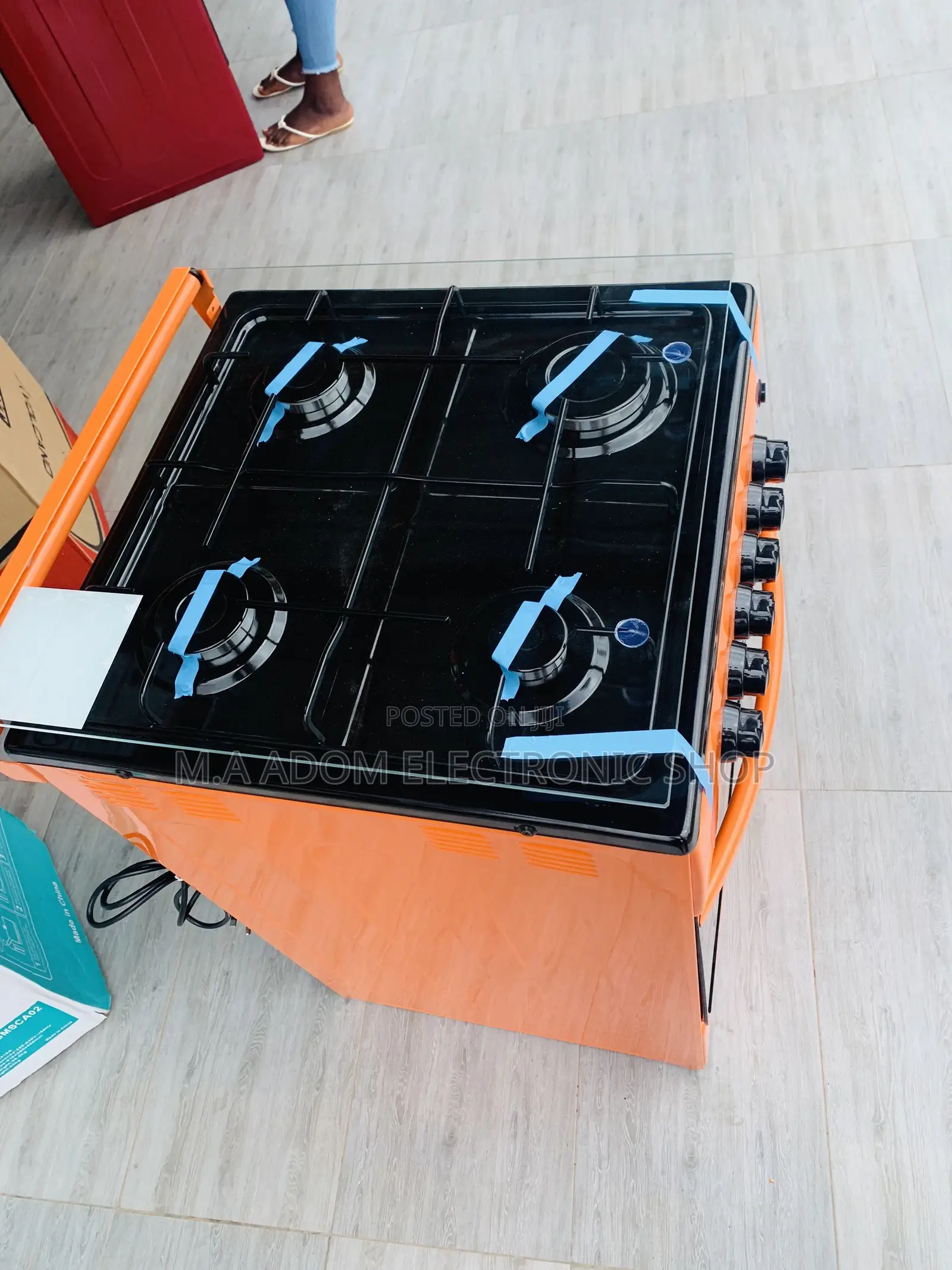 Sighted Volcano Orange B4 Burners 50x50 Gas Stove With Grill