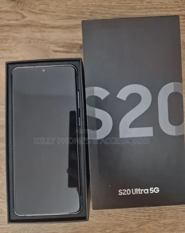 New Samsung Galaxy S20 128 GB Black